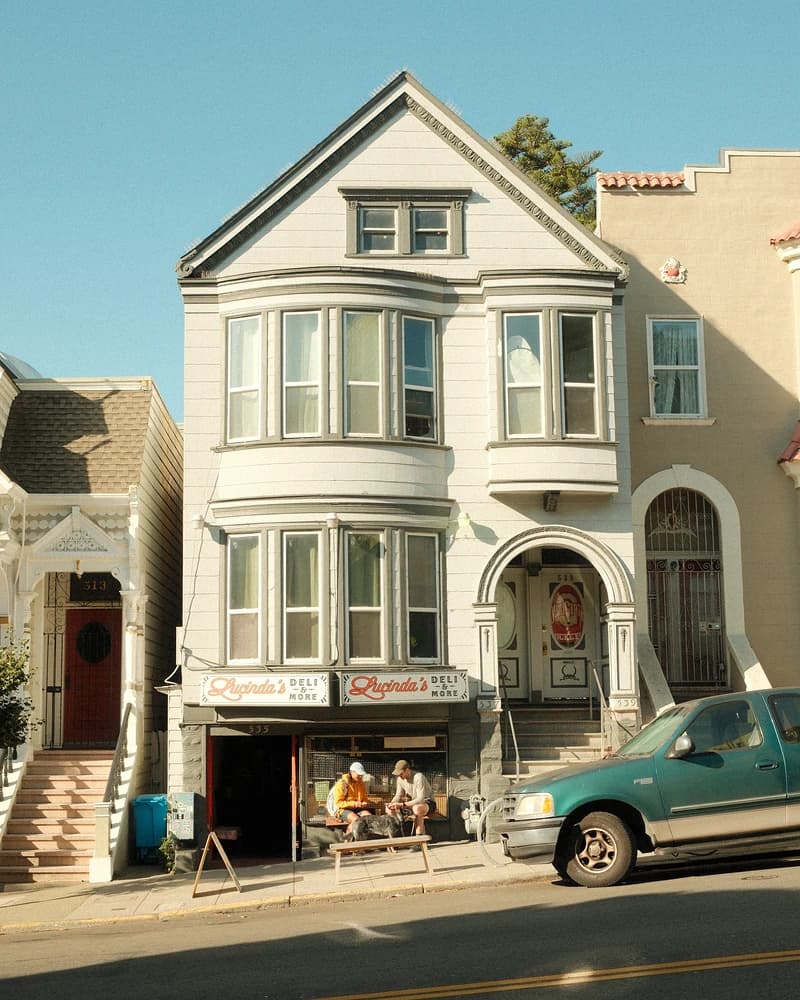 Victorian building and corner deli in San Francisco